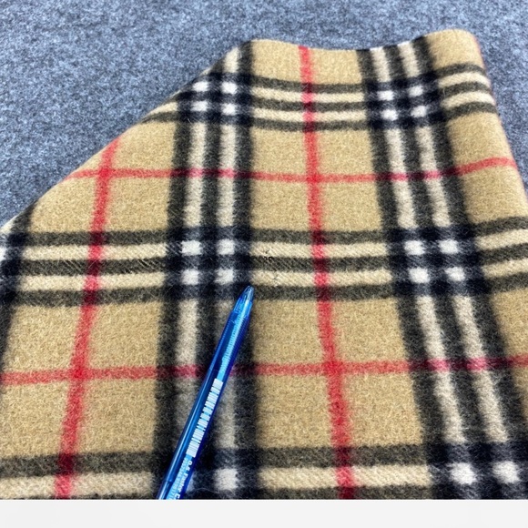 Burberry Tan and Black Plaid Scarf - Picture 6 of 8